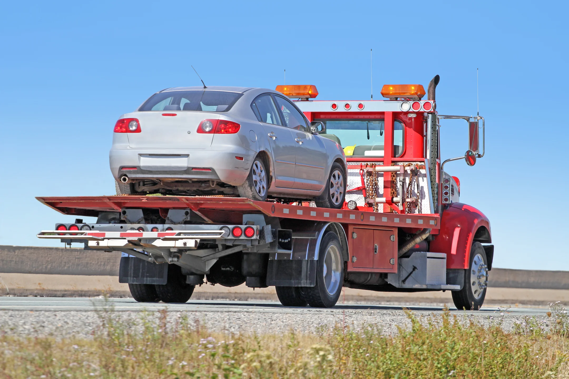 How to Handle a Car Breakdown on the Motorway